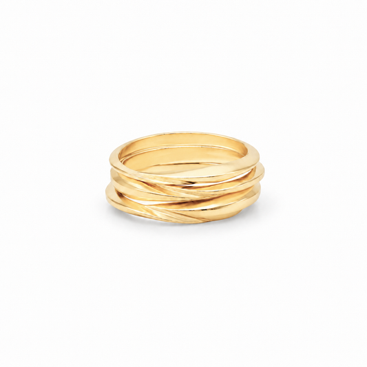 In Time Set in 18k Gold